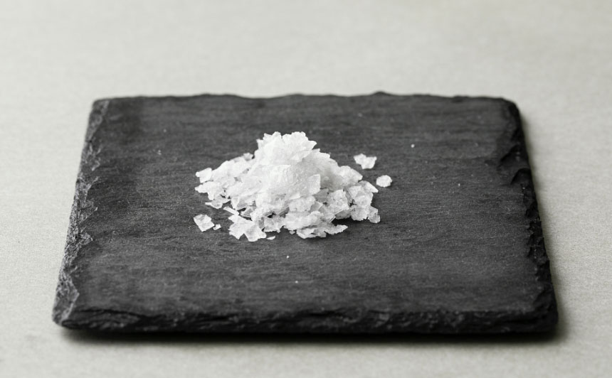 結晶粗塩